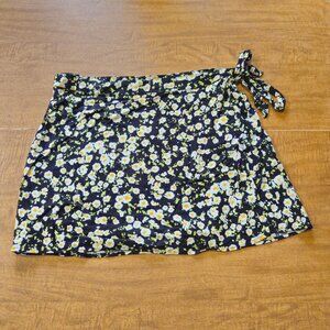 Abound L Floral Skirt Mini